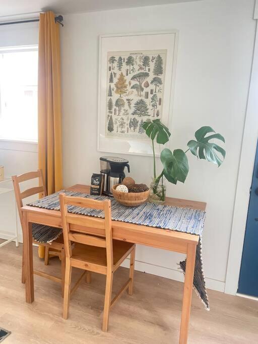 New Private Tiny Home Near Greenlake/Lightrail/I-5 Сиэтл Экстерьер фото